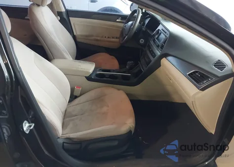 2015 Hyundai Sonata Sport z USA, uszkodzony, nr VIN 5NPE34AF0FH104104